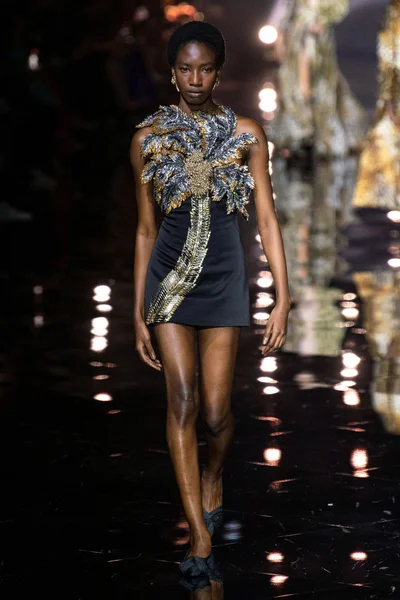 Look 29